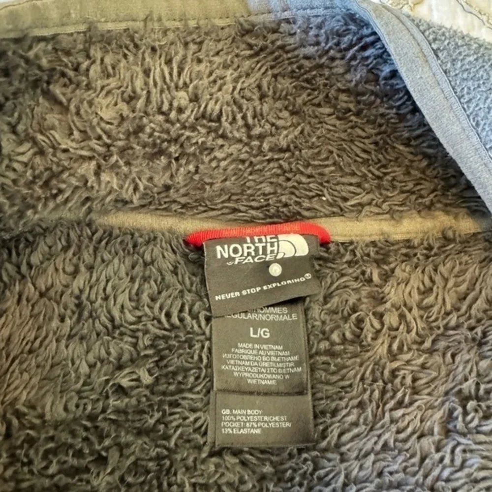 The North Face Men's F14 Black & Gray Long Sleeve Full‎ Zip Fleece Jacket Size L